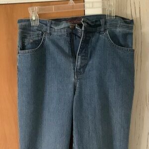Gloria Vanderbilt Blue Straight Leg Jeans. Size 10